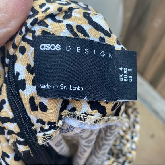 ASOS DESIGN plunge maxi dress in animal print size 0 - Picture 11 of 14